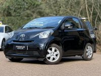 TOYOTA IQ